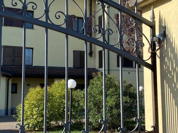 appartamento in vendita a Rubiera in zona Fontana