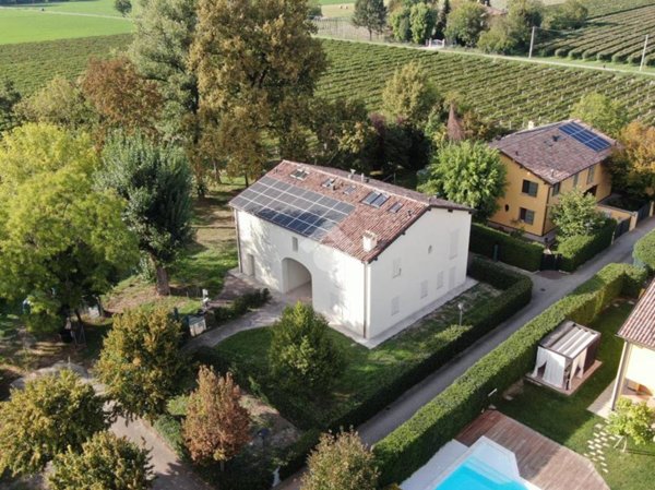 casa indipendente in vendita a Rubiera