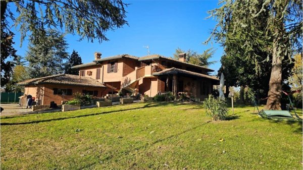 casa indipendente in vendita a Rubiera