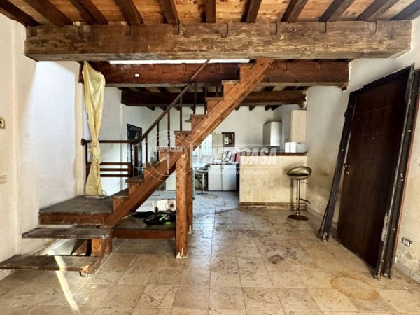 casa indipendente in vendita a Rubiera in zona Fontana