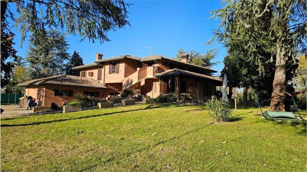 casa indipendente in vendita a Rubiera