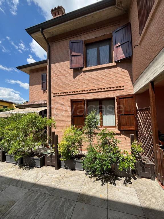 casa indipendente in vendita a Rubiera