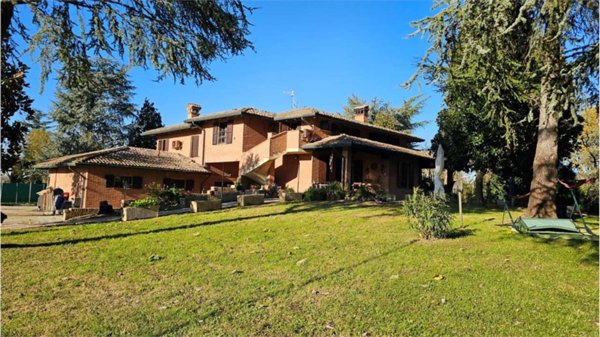 casa indipendente in vendita a Rubiera in zona Fontana