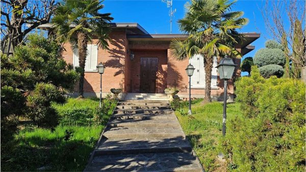 casa indipendente in vendita a Rubiera