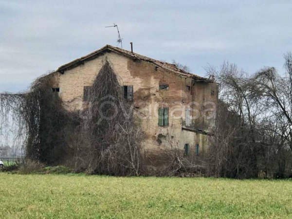 casa indipendente in vendita a Rubiera in zona San Faustino