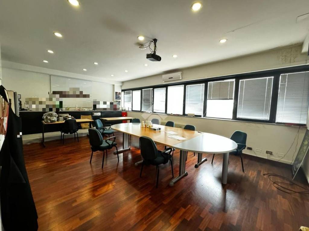 locale commerciale in vendita a Rubiera