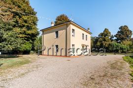 casa indipendente in vendita a Rubiera