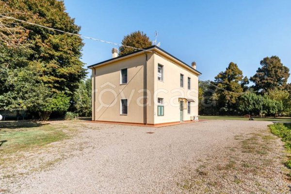 casa indipendente in vendita a Rubiera in zona Fontana