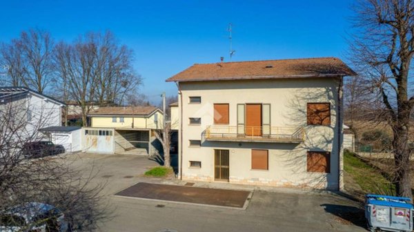 casa indipendente in vendita a Rubiera