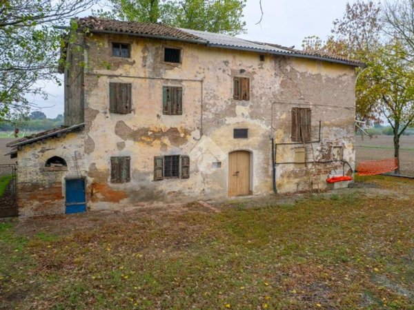casa indipendente in vendita a Rubiera in zona Fontana