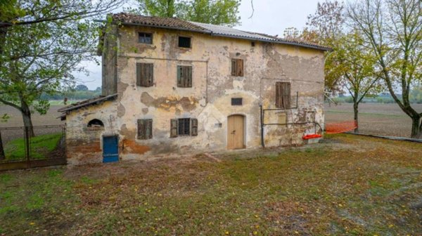 casa indipendente in vendita a Rubiera in zona Fontana