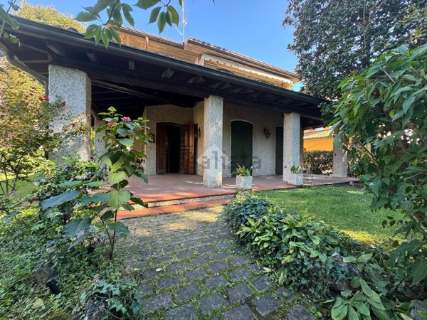 casa indipendente in vendita a Rubiera