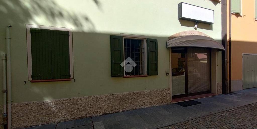 negozio in vendita a Rubiera