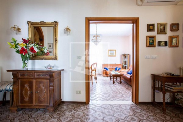 casa indipendente in vendita a Rubiera