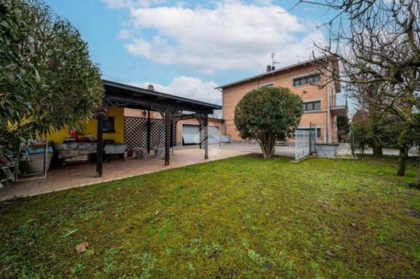 casa indipendente in vendita a Rubiera