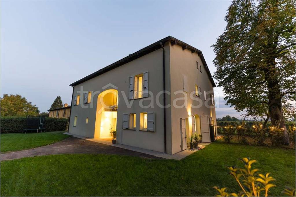 casa indipendente in vendita a Rubiera