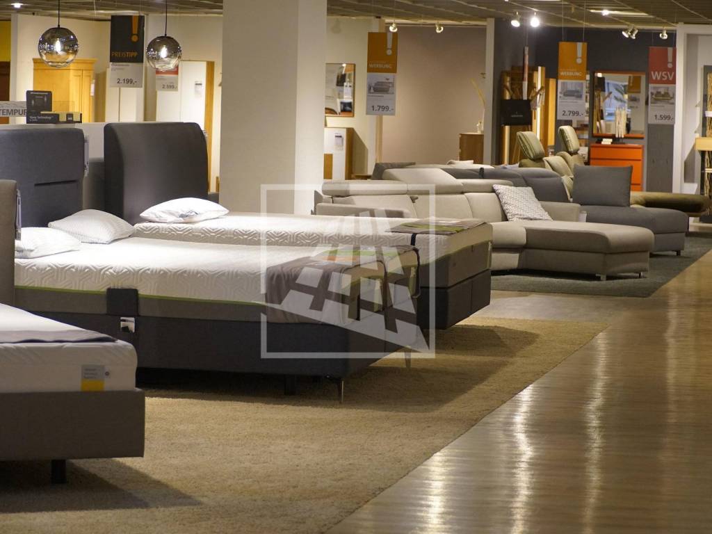 locale commerciale in vendita a Rubiera