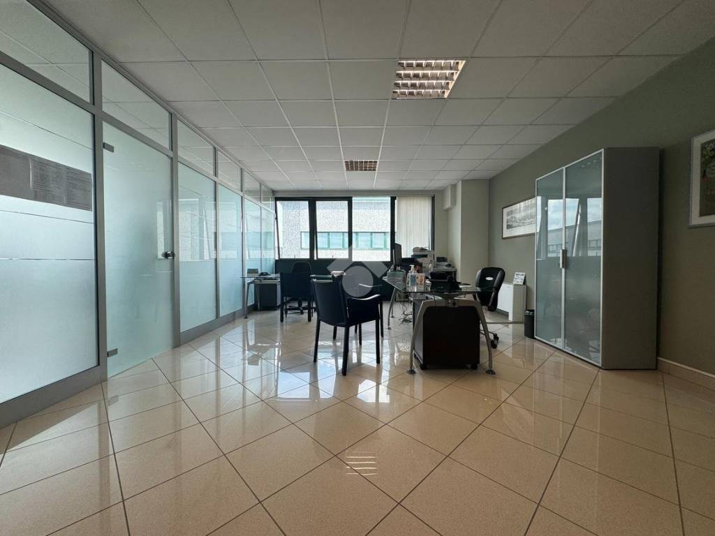 ufficio in vendita a Rubiera