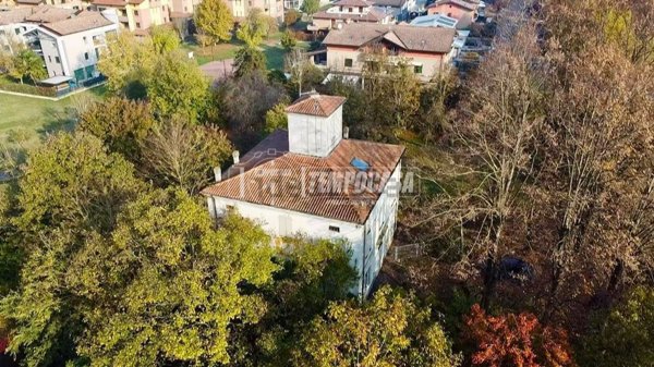 casa indipendente in vendita a Rubiera in zona Fontana