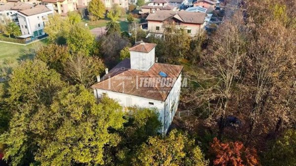 casa indipendente in vendita a Rubiera in zona Fontana
