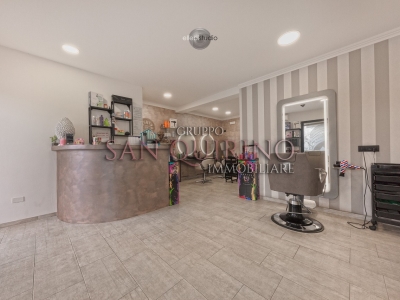 locale commerciale in vendita a Rubiera