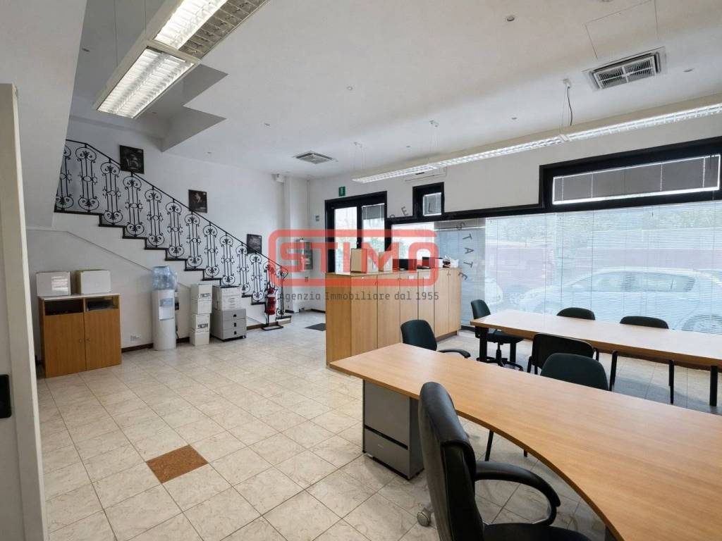 locale commerciale in vendita a Rubiera