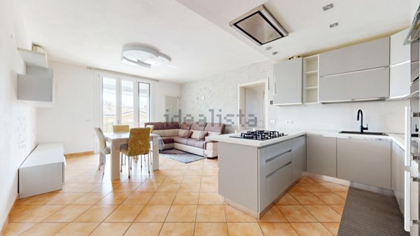 appartamento in vendita a Rubiera in zona Fontana