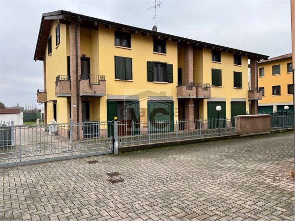 casa indipendente in vendita a Rubiera