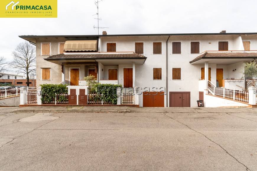 casa indipendente in vendita a Rubiera