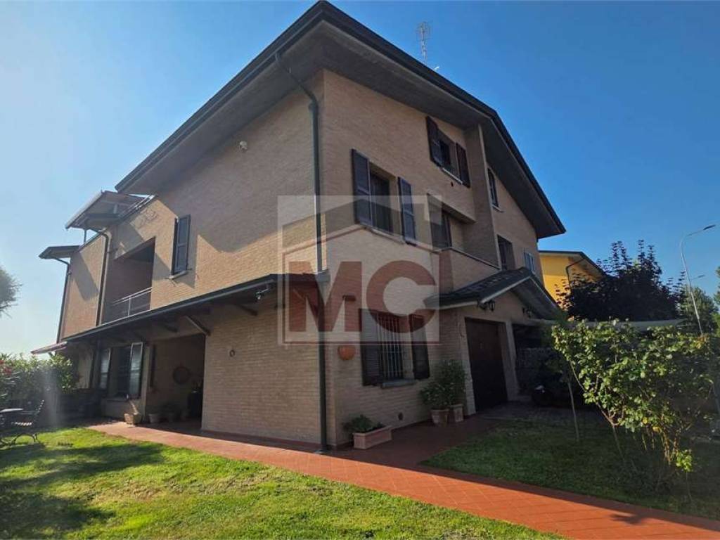 casa indipendente in vendita a Rubiera in zona San Faustino