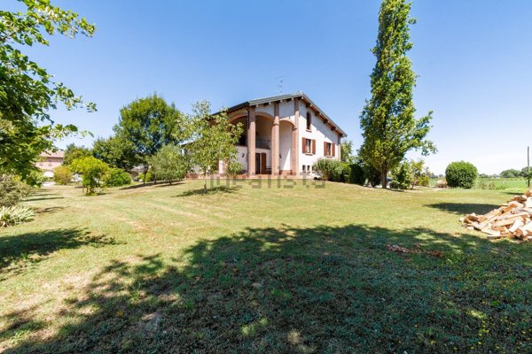 casa indipendente in vendita a Rubiera