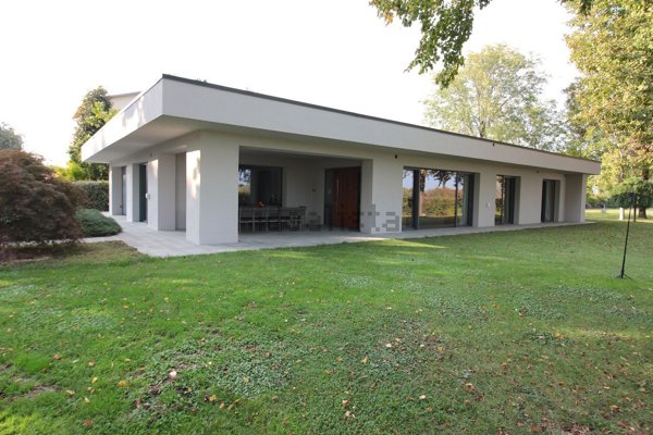 casa indipendente in vendita a Rubiera
