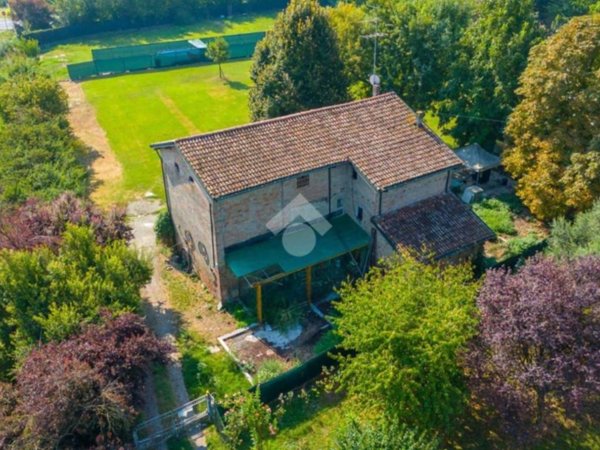 casa indipendente in vendita a Rubiera in zona Fontana