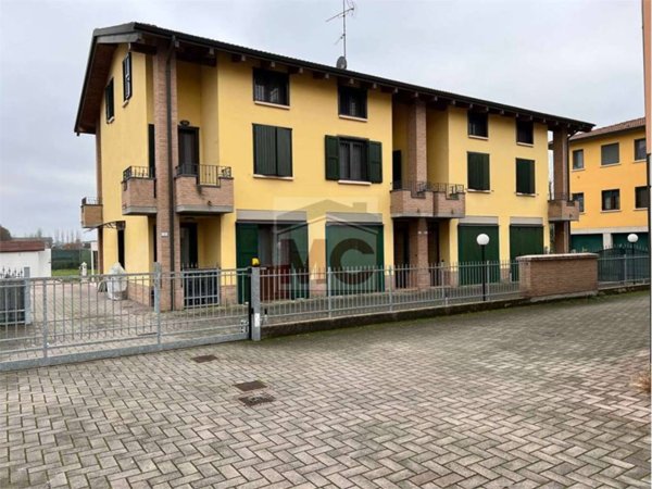 casa indipendente in vendita a Rubiera