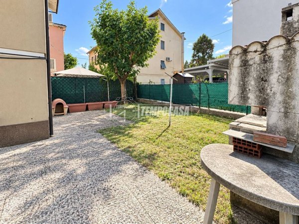 casa indipendente in vendita a Rubiera
