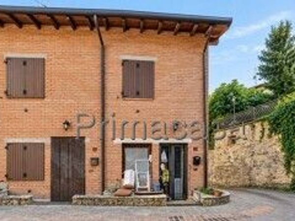 casa indipendente in vendita a Rubiera