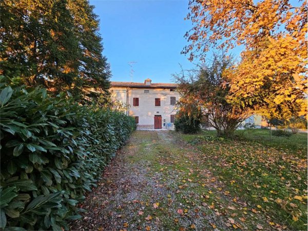 casa indipendente in vendita a San Martino in Rio in zona Trignano
