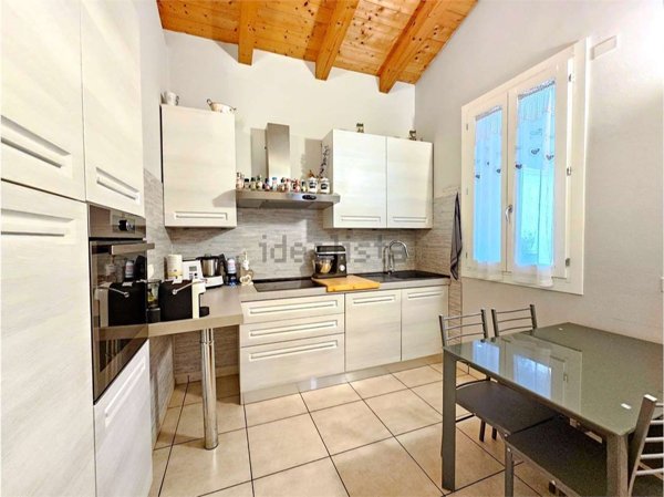 casa indipendente in vendita a San Martino in Rio in zona Gazzata