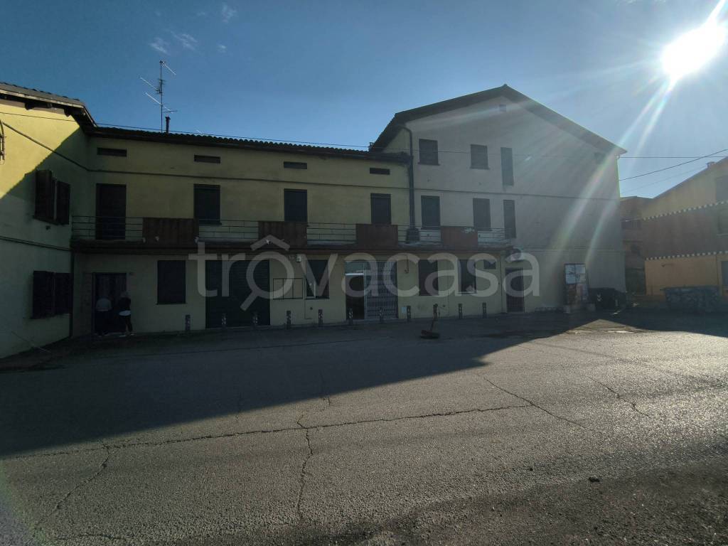 casa indipendente in vendita a San Martino in Rio in zona Stiolo