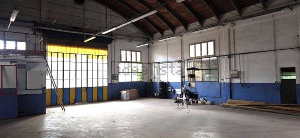 capannone in vendita a San Martino in Rio