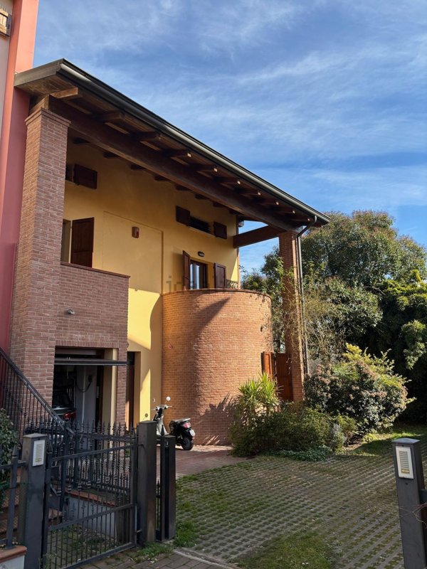 casa indipendente in vendita a San Martino in Rio