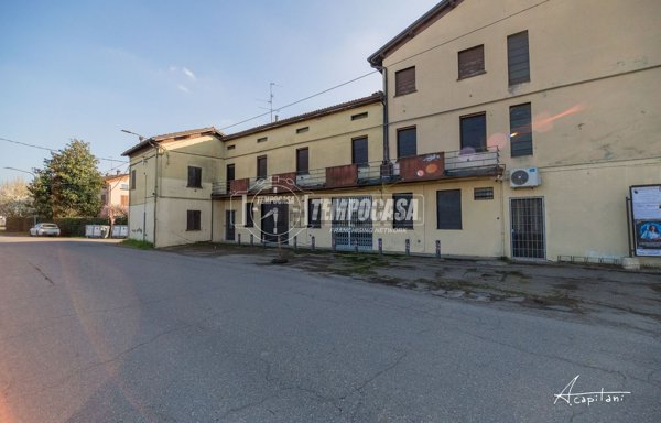 appartamento in vendita a San Martino in Rio in zona Stiolo