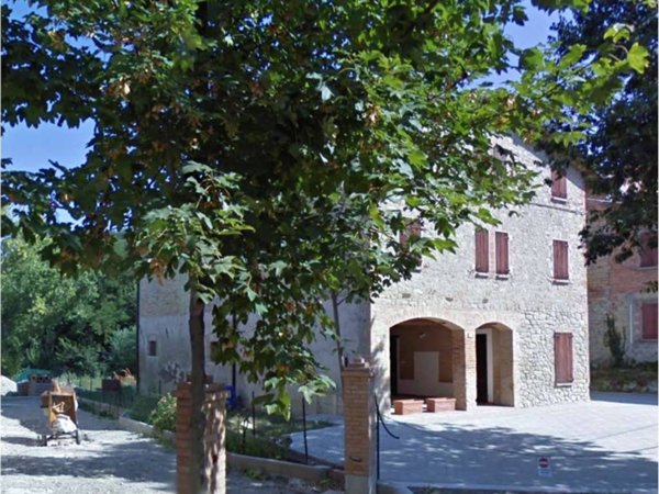 casa indipendente in vendita a San Polo d'Enza in zona Grassano Basso
