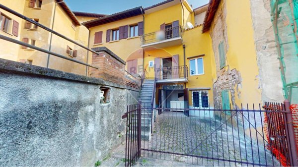 casa indipendente in vendita a San Polo d'Enza