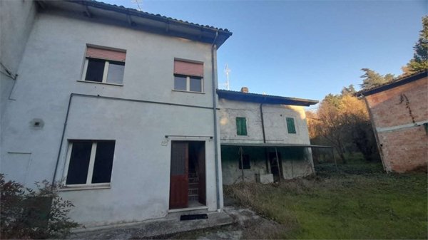 casa indipendente in vendita a San Polo d'Enza