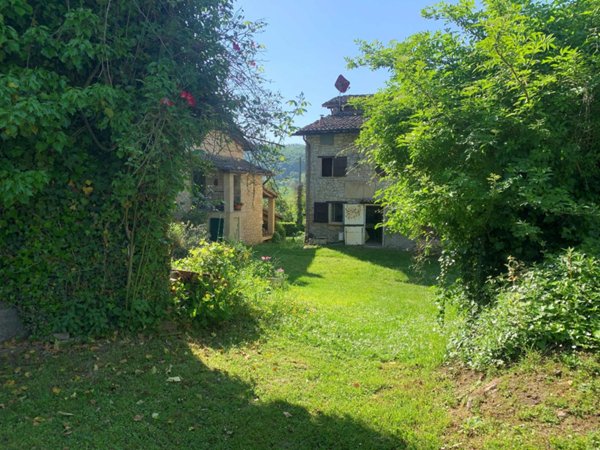 casa indipendente in vendita a San Polo d'Enza
