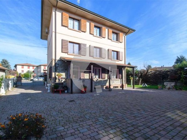 casa indipendente in vendita a San Polo d'Enza