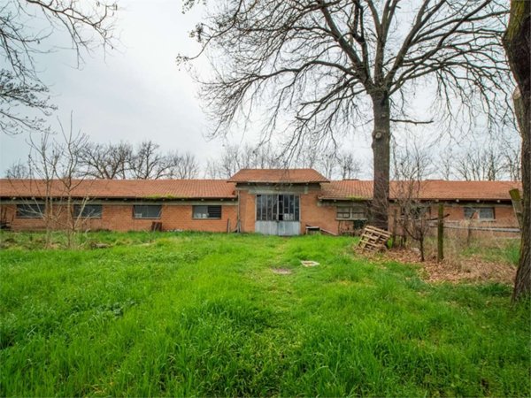 terreno agricolo in vendita a San Polo d'Enza in zona Barcaccia