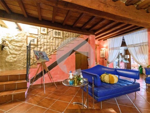 casa indipendente in vendita a San Polo d'Enza