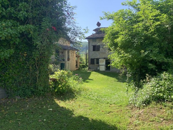 casa indipendente in vendita a San Polo d'Enza in zona Grassano Basso